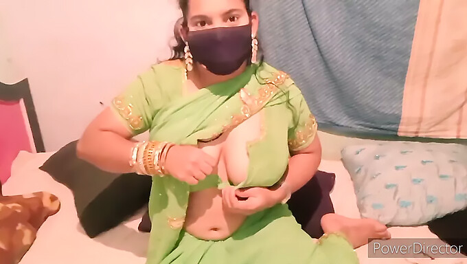 Milf Indienne Se Fait Défoncer La Chatte Et Le Cul