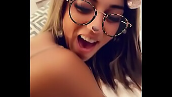 Sessão Quente De Snapchat De Um Casal Capturada Na Câmera