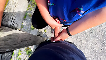 Public 18-Year-Old Gives Handjob In Extreme Outdoor Setting