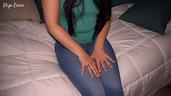 18-Year-Old Latina Brings Back Massive Ass From Wild Party