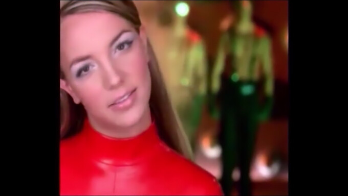 Pov Z Obfitą Britney Spears.