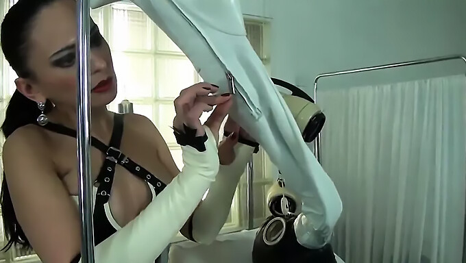 Breathplay And High Heels: A German Mistress'S Command